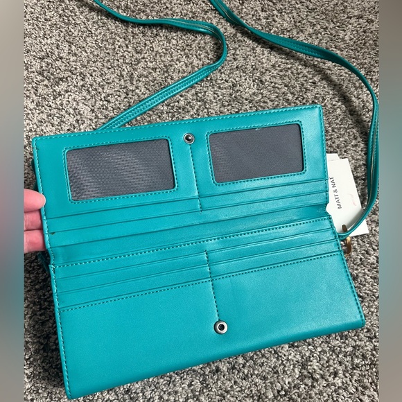 Matt & Nat Purse - Picture 4 of 9